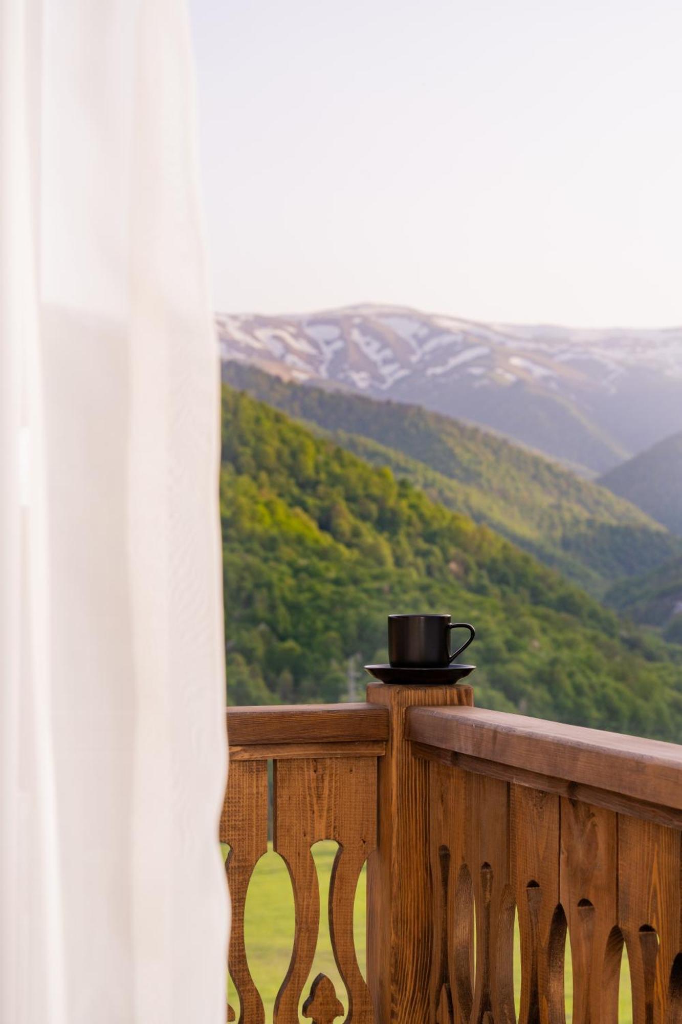 Motives Inn Dilijan Luaran gambar